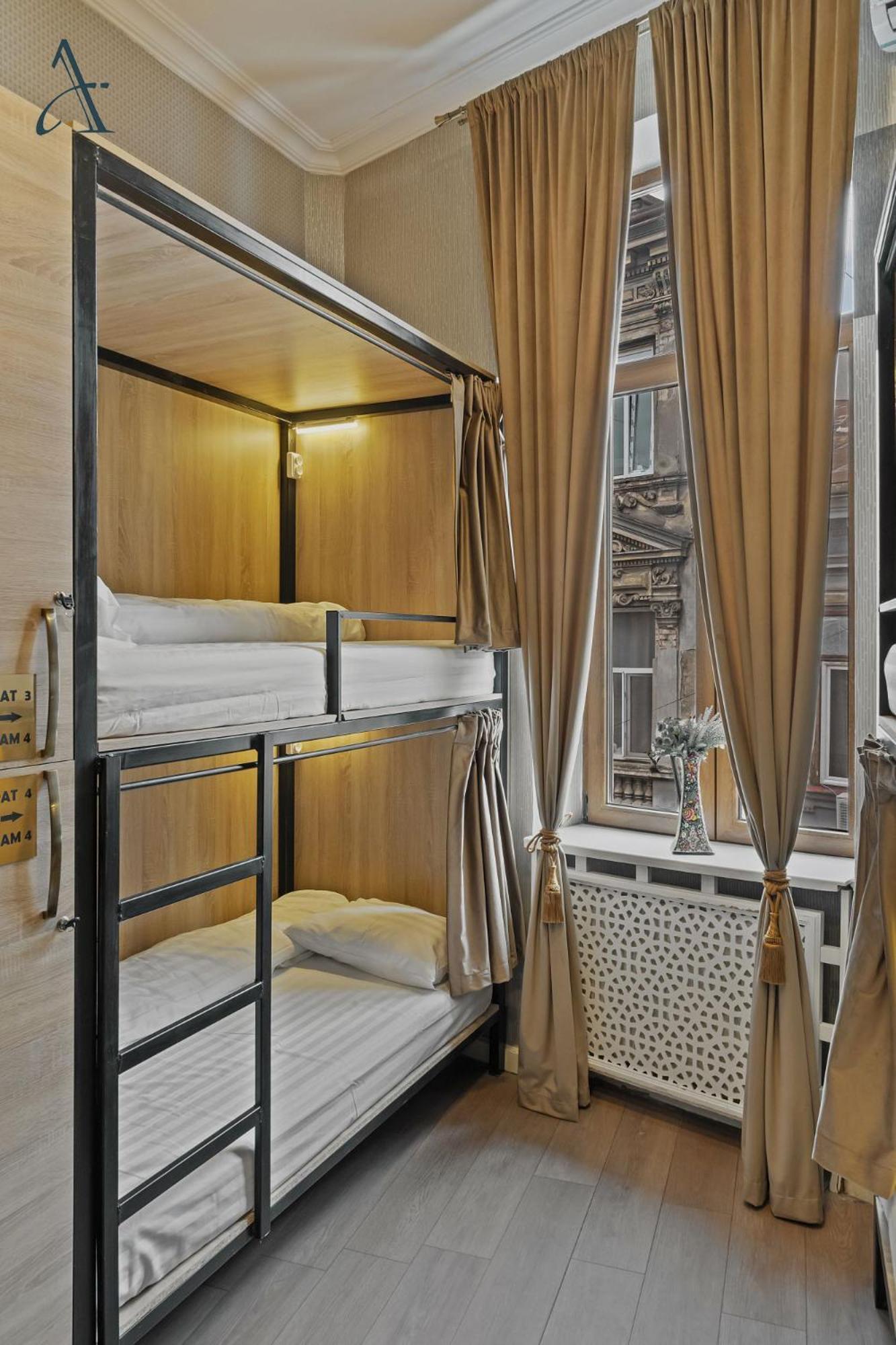 Ramana Garden Hostel - Self-Service Accommodation Букурещ Екстериор снимка